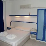 Atlantis Hotel apartamentowy 3*